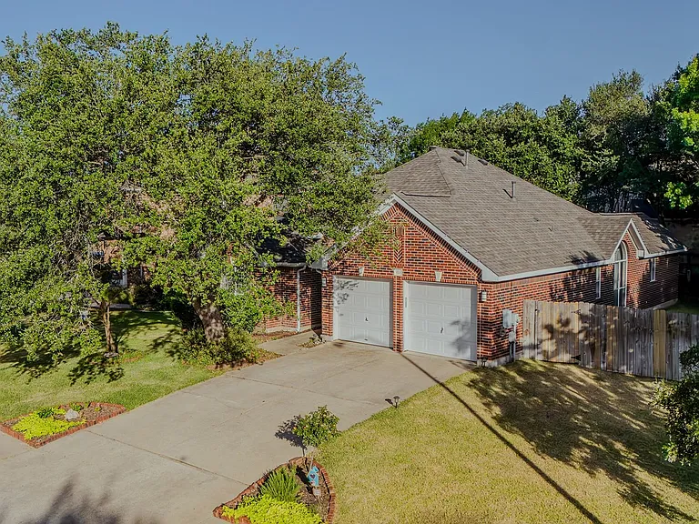8248 Montoya Cir — Photo 4