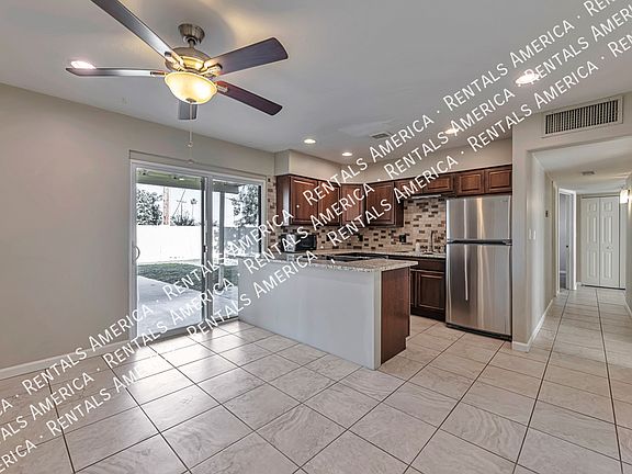 4th image of 1301 N 71st St