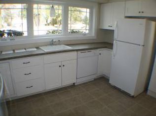 1057 Whitney Ave, Hamden, CT 06517