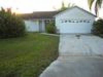1st image of 2813 NE 4th Ave