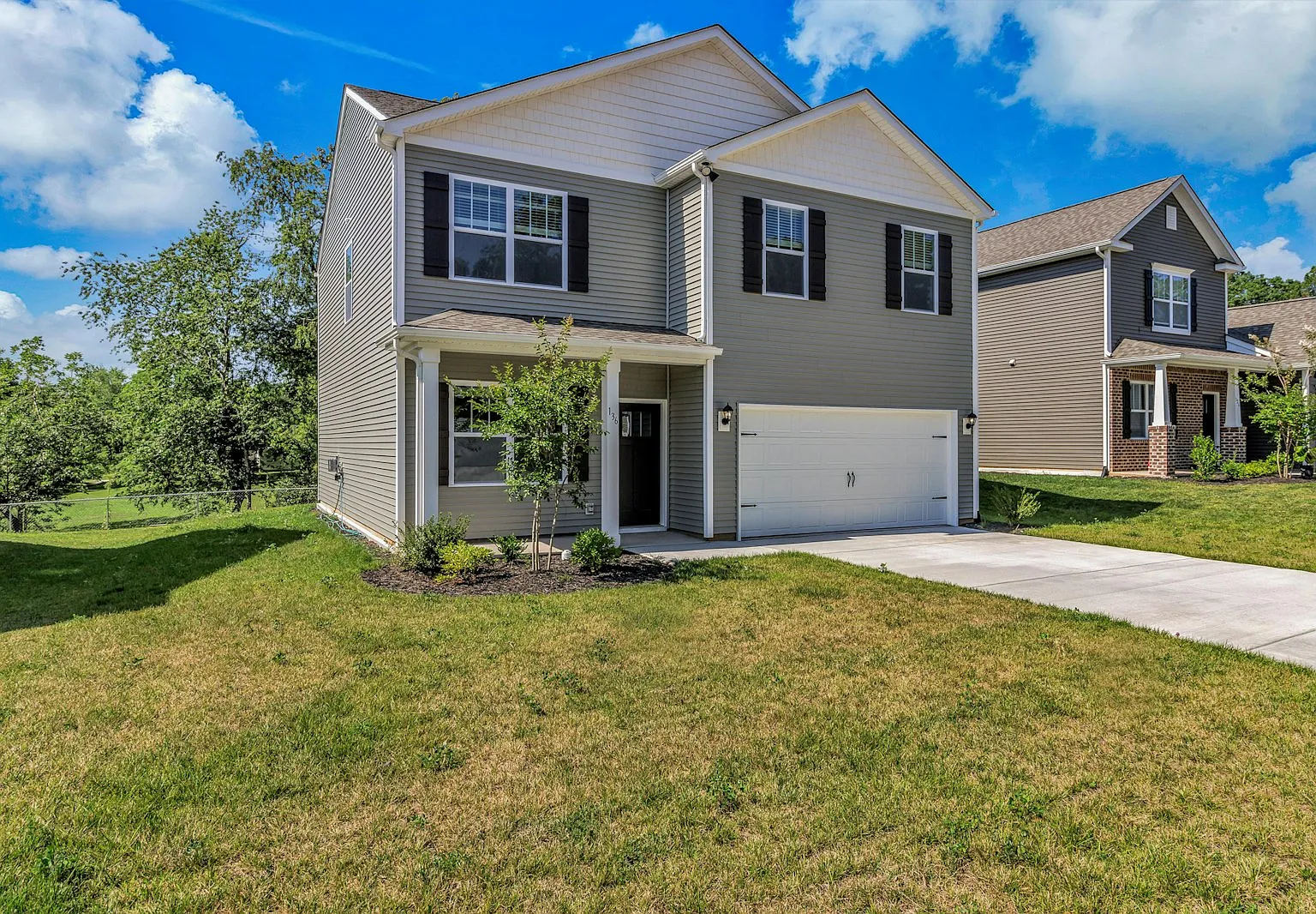 136 Ashelyn Park Drive — Photo 3