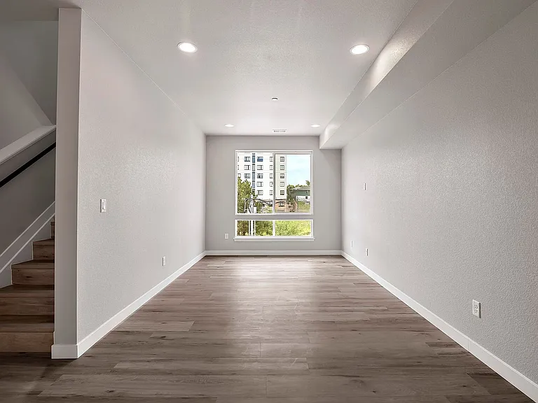 5325 W 12th Ave — Photo 57