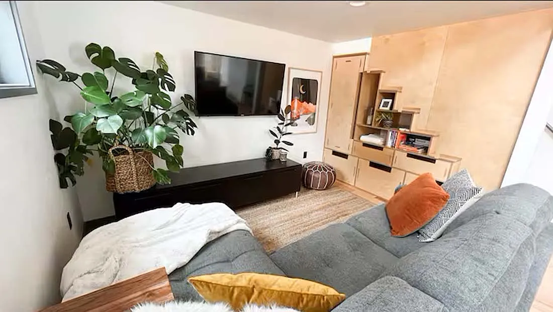 61304 Wizard Ln — Photo 1