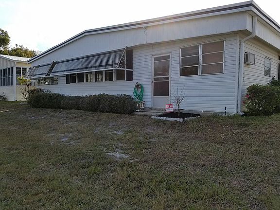 5th image of 110 E Sterling Way