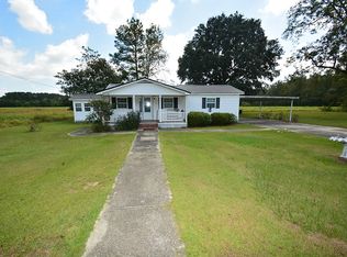 6128 Whitehall Rd, Clarkton, NC 28433