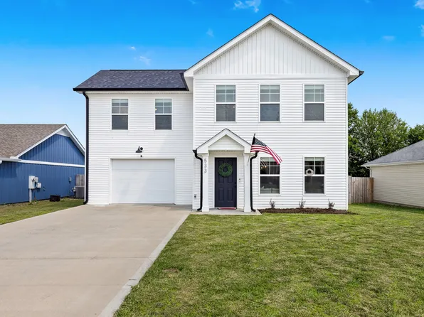 533 Oakmont Dr, Clarksville, TN 37042