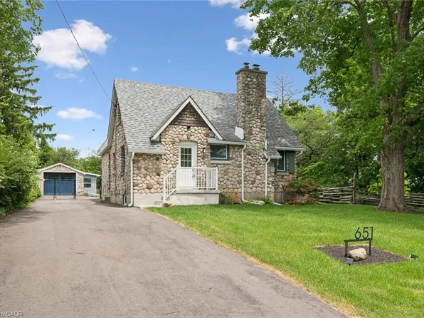 651 Dundas St S, Cambridge, ON N1R 5S2