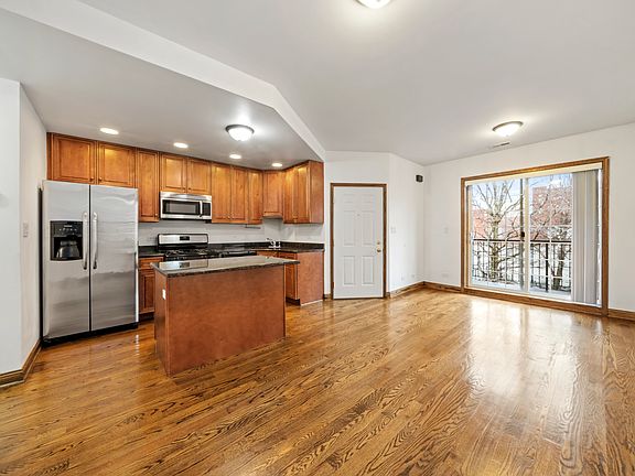 2nd image of 2318 N Hamilton Ave #2