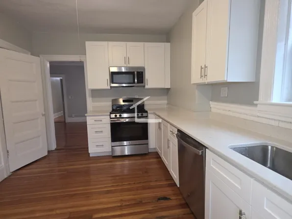 116 Winthrop Rd, Brookline, MA