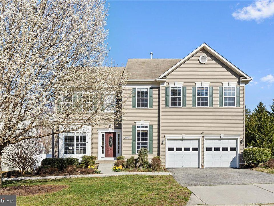 1st image of 47314 Willow Wood Dr