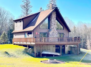 103 Lake Nancy Rd, Middle Grove, NY 12850