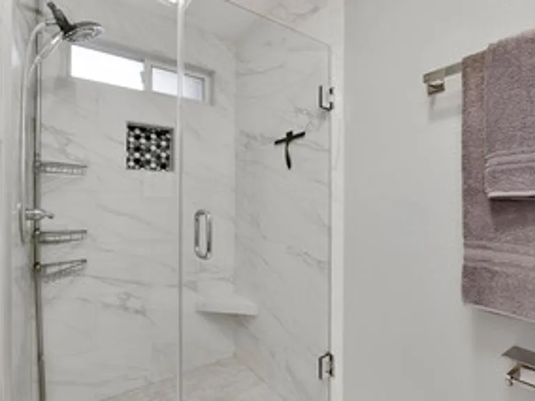 18679 Indian Creek Dr — Photo 34