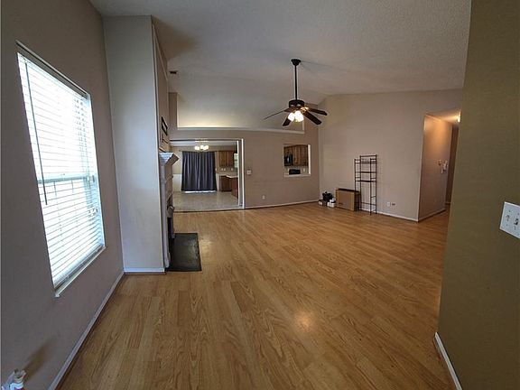 4th image of 2698 Downingwood Ln