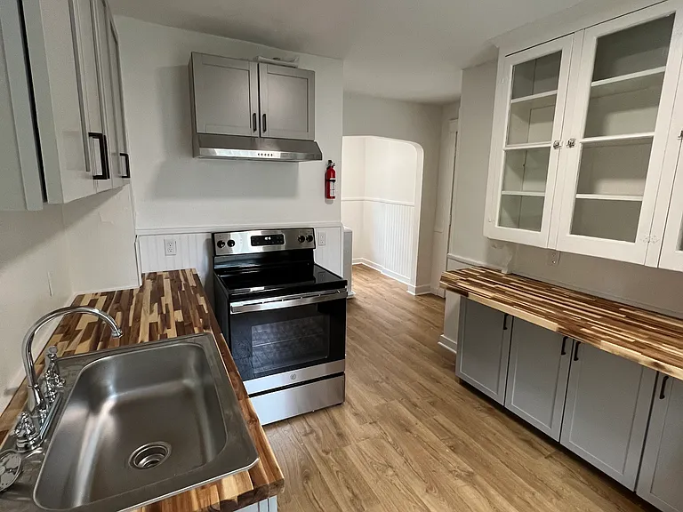 754 Monteagle St — Photo 4