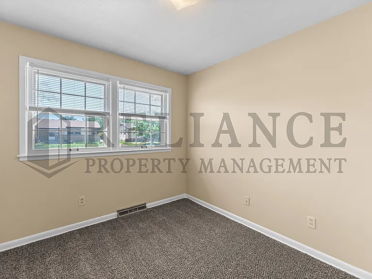 3052 S Bonn Ave — Photo 20