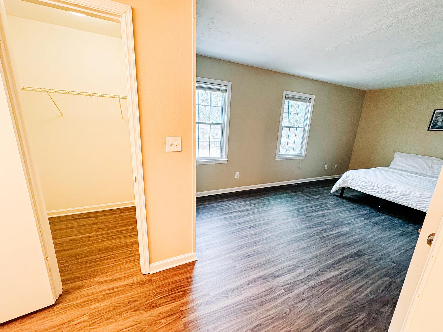 4 bed, 4.0 bath, 2700 sqft, $1,161 — Photo 2
