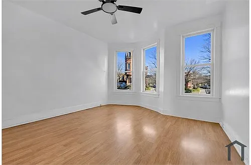 2920 Parkwood Ave #1 Photo 1