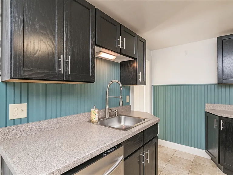 21 Lyman Rd #B — Photo 8