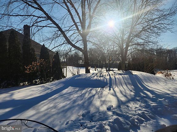 5th image of 33 Tara Dr