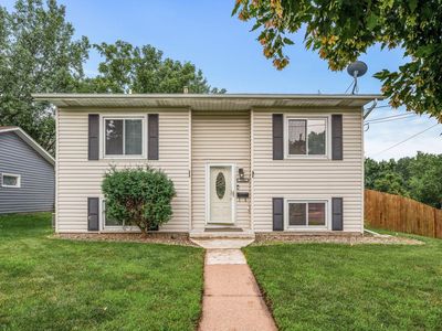 1902 3rd St E, Saint Paul, MN, 55119