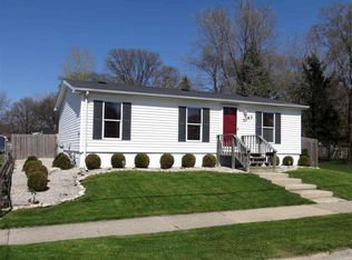 1143 Reber St, Green Bay, WI 54302