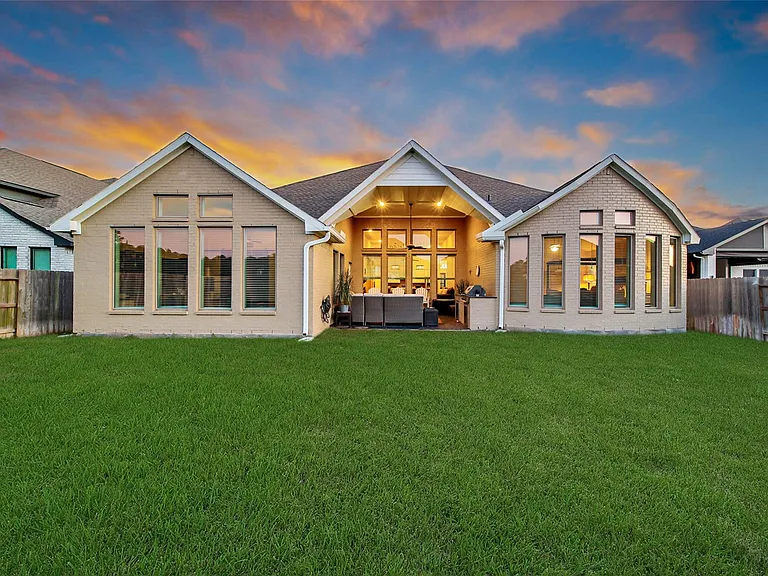 15527 Salmon Springs Dr — Photo 41