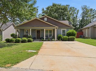 2205 Winding Oak Dr, Opelika, AL 36804