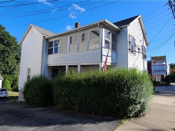 316 Washington St, West Warwick, RI 02893
