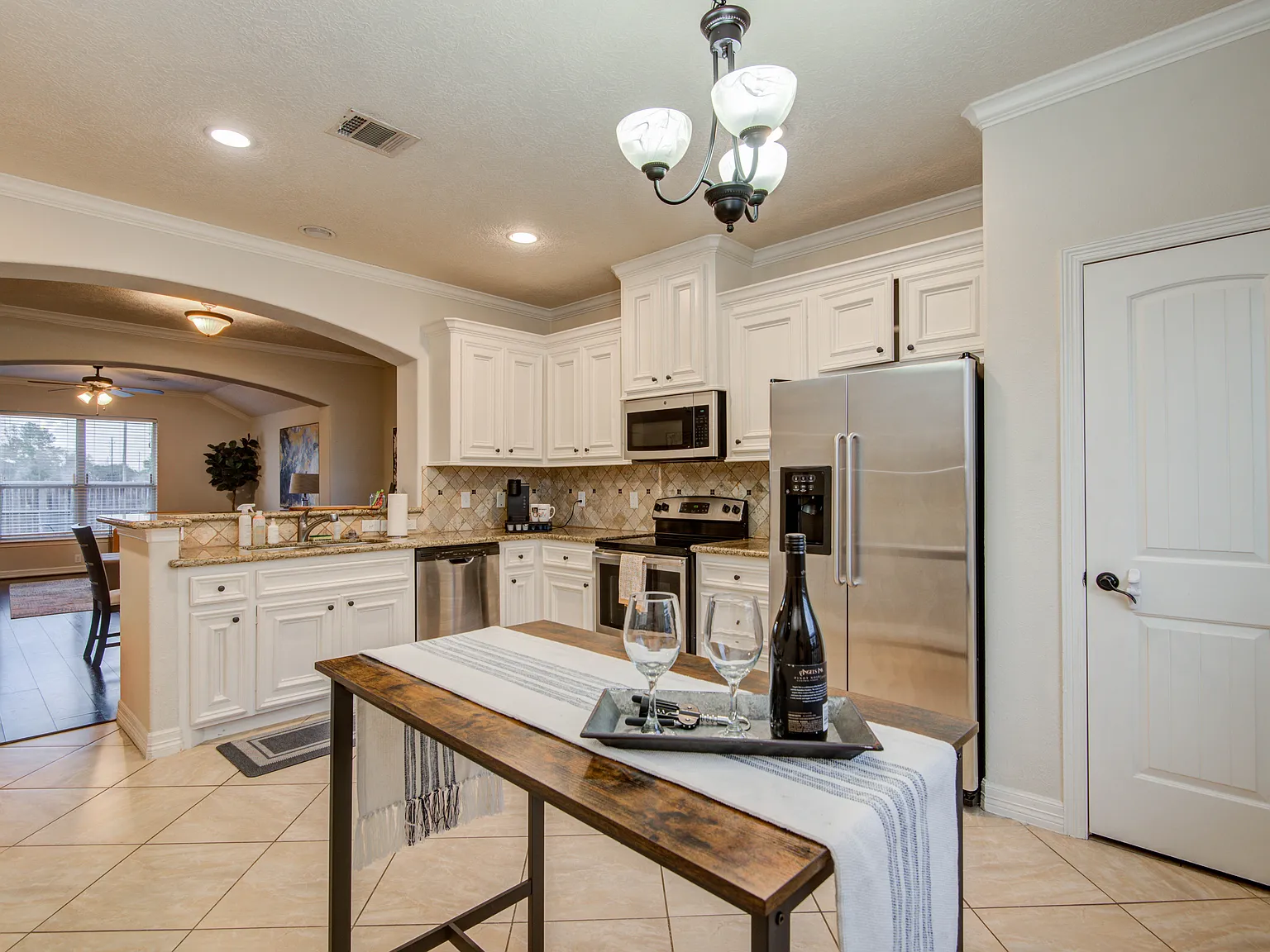 3 bed, $4,950 — Photo 4