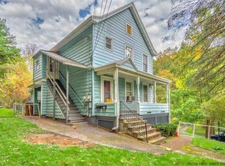 42 Hooker St, Kingston, NY 12401