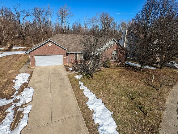 2nd image of 16 Lake Dr