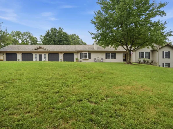 6610 W Tuscarora Rd, Mapleton, IL 61547