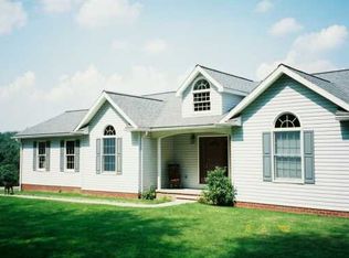 1120 Eastwood Rd, Beaver Falls, PA 15010