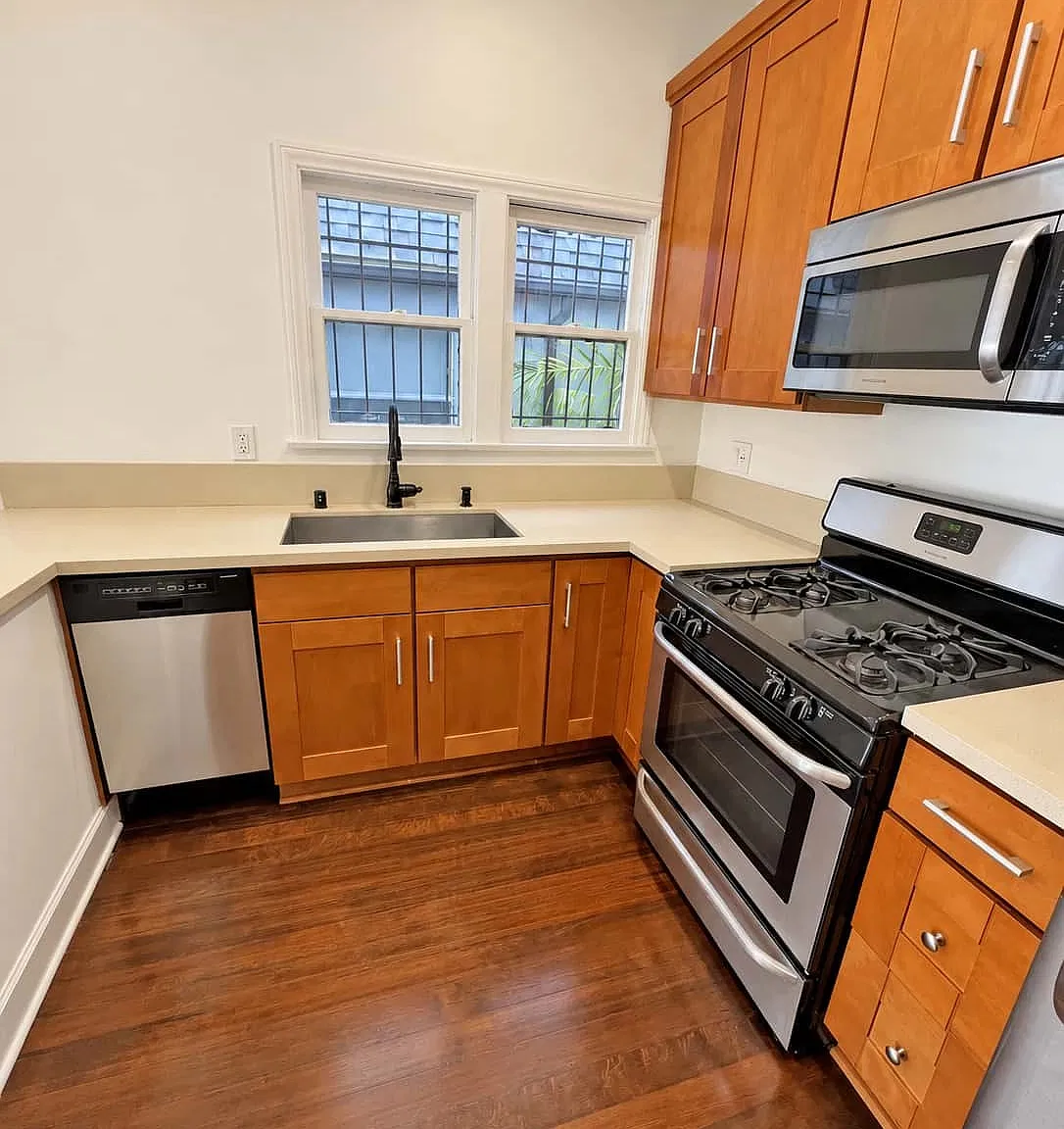 1303 S Cloverdale Ave — Photo 3