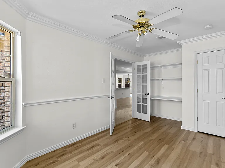 1611 Watson Dr — Photo 4