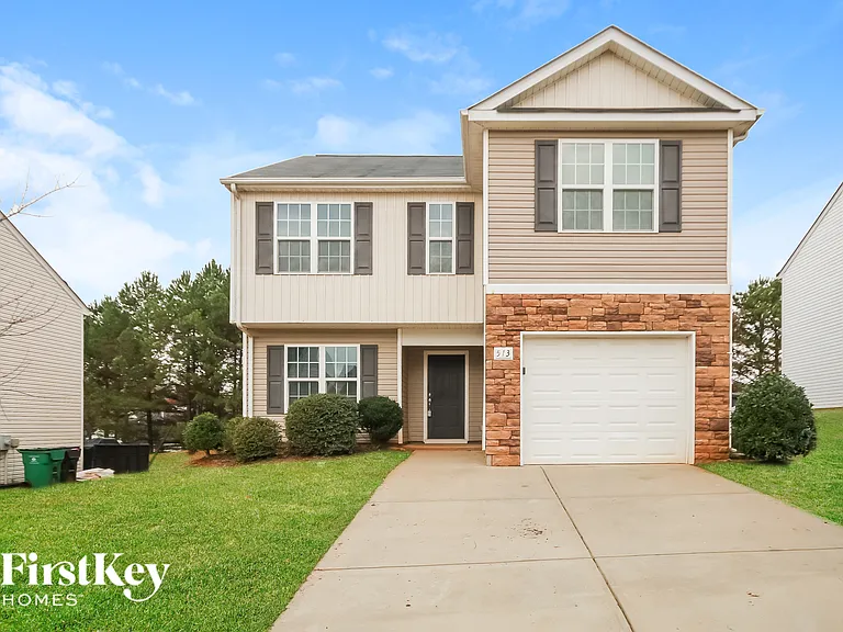 513 Ellingsworth Ln — Photo 1
