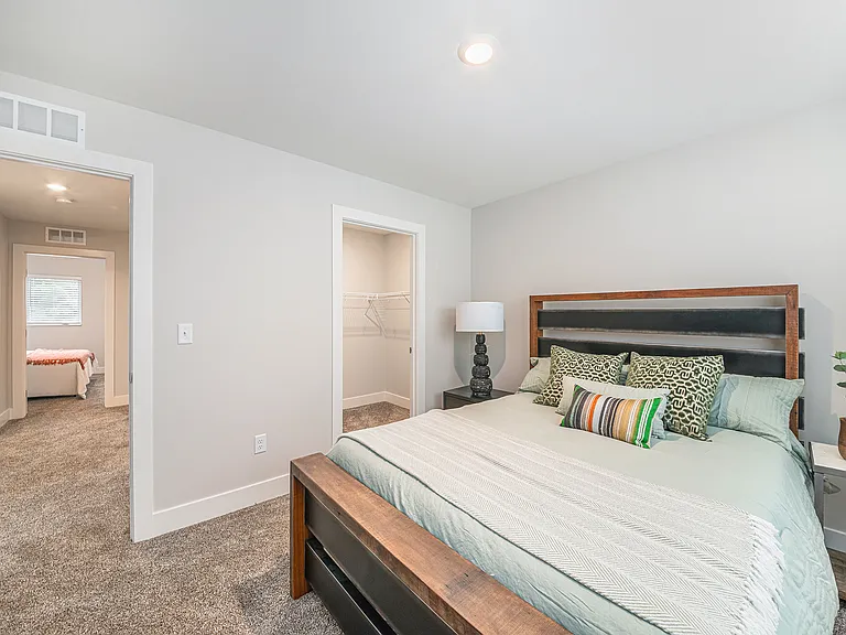 Meadowood Townhomes — Photo 9