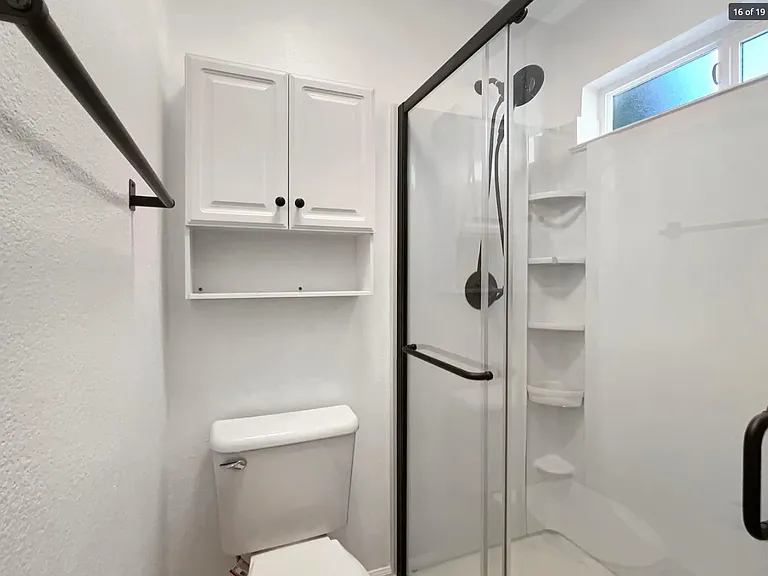 6134 Woodside Dr — Photo 9