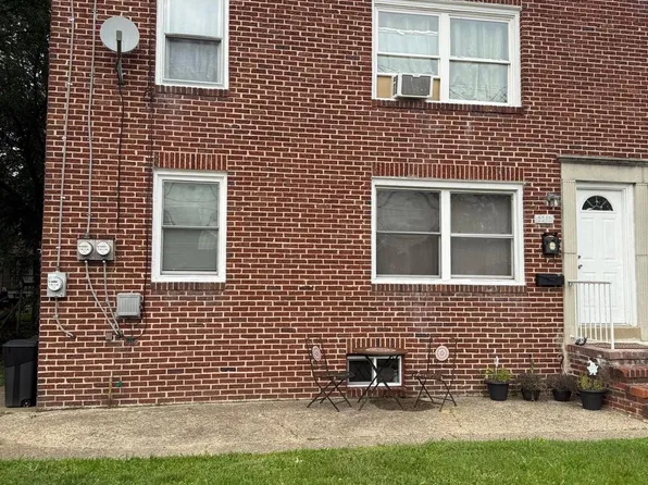 2212 Cove Rd, Pennsauken, NJ 08110