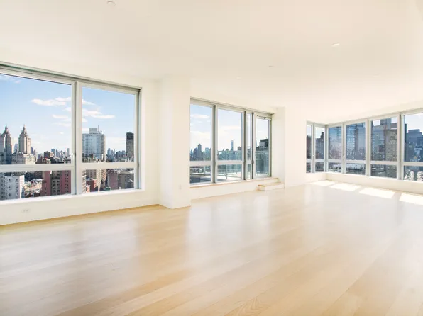 212 West 72nd Street image 5 of 12