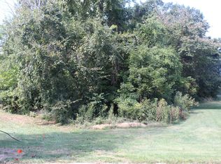Hutton Ln, Jefferson city, MO 65101