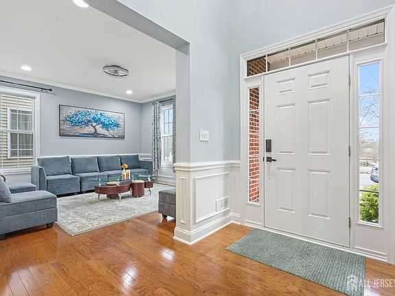 5th image of 54 Harness Way