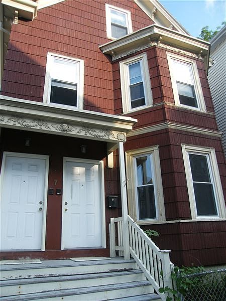 7 Haverford Front