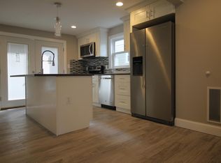 6 Nonantum St #1M, Newton, MA 02458