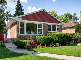 1806 Cleveland St, Evanston, IL 60202