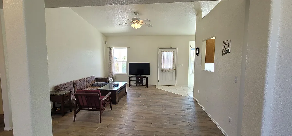 Building Photo - 5200 Imperial Dr