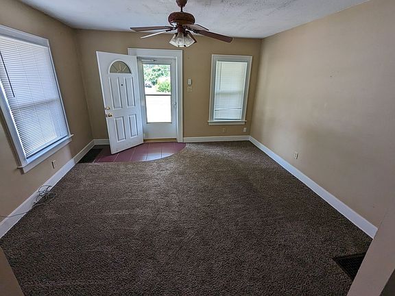 2nd image of 632 Ridgewood Dr
