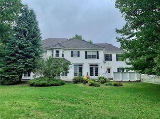295 Armstrong Pl, Caledonia, NY 14423