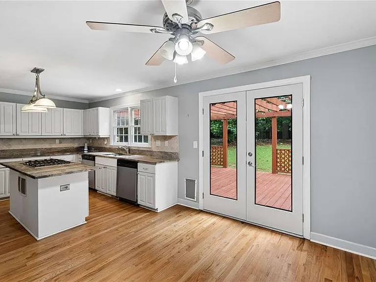 30 S Battery Pl — Photo 9