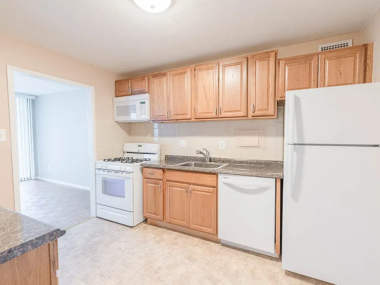 1836 Metzerott Rd #609 — Photo 8